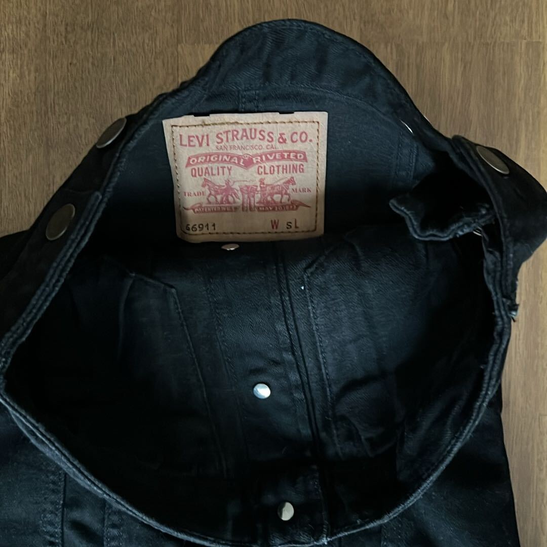 Levi’s Siyah Düğmeli Kısa jean Elbise — görsel 4/8