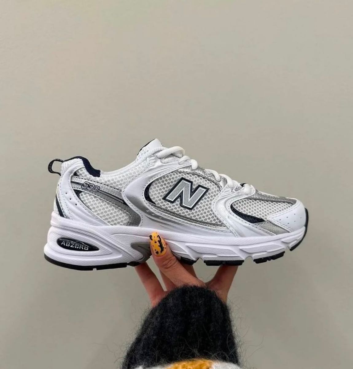 Newbalancd 530 orj — görsel 2/9