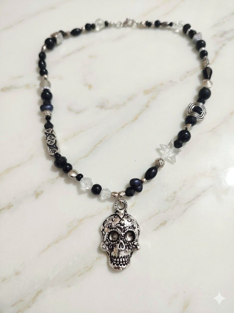 Kurukafa Gothic Kolye — görsel 3/4