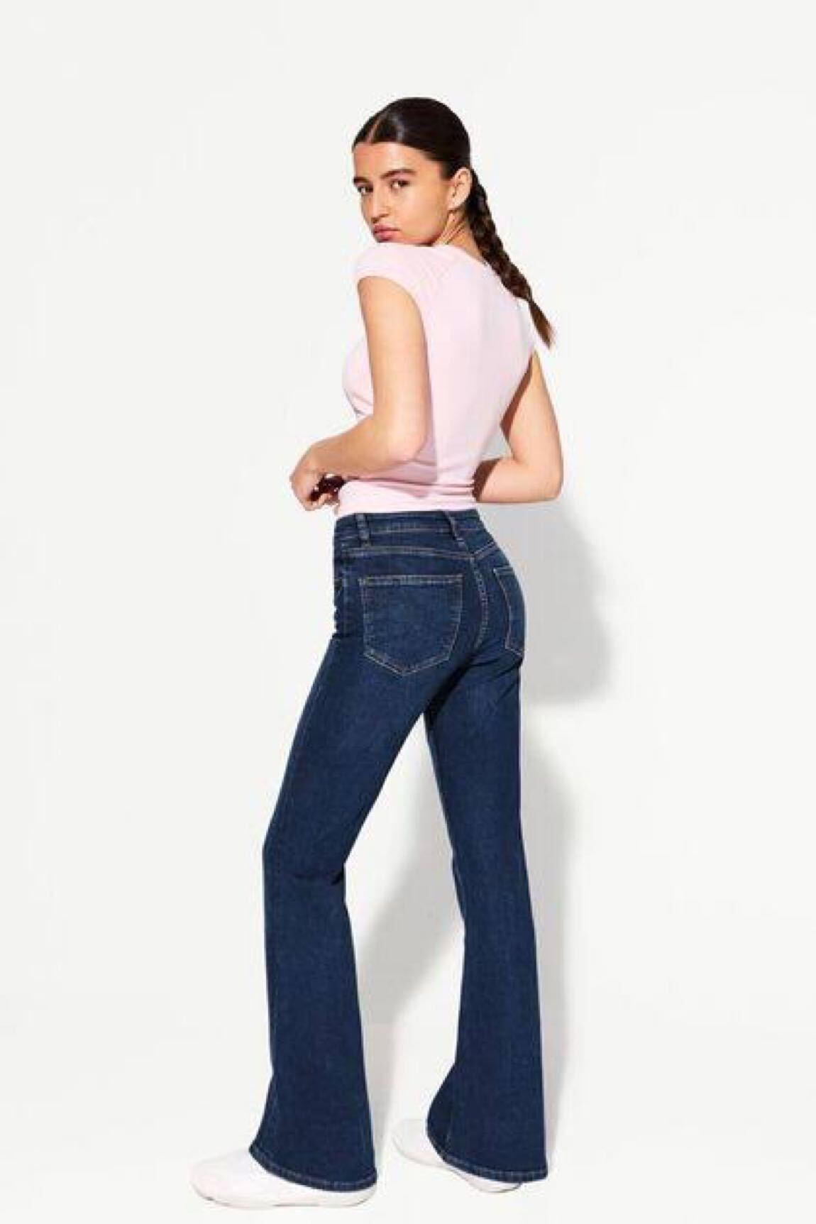 bershka ispanyol paça flare jean — görsel 2/3