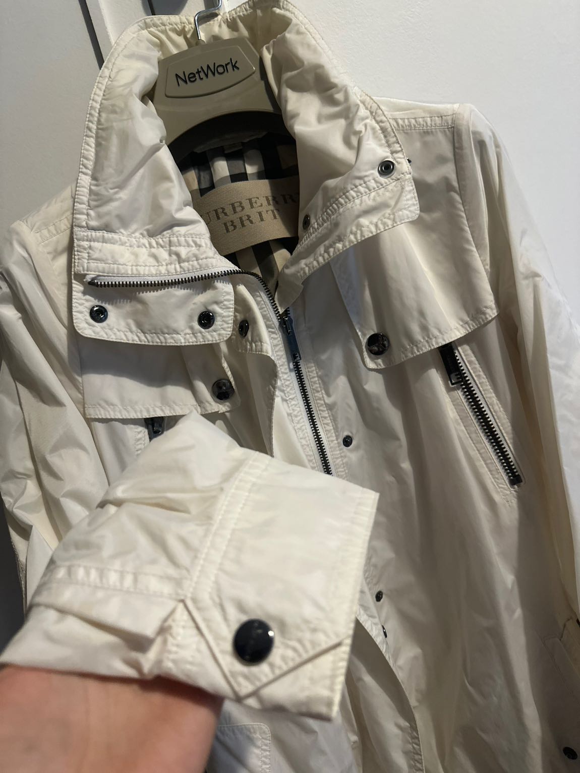 Orijinal Burberry Brit Yağmurluk — görsel 2/8