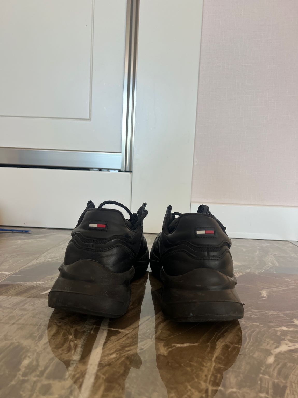 Tommy Hilfiger Sneaker — görsel 2/4
