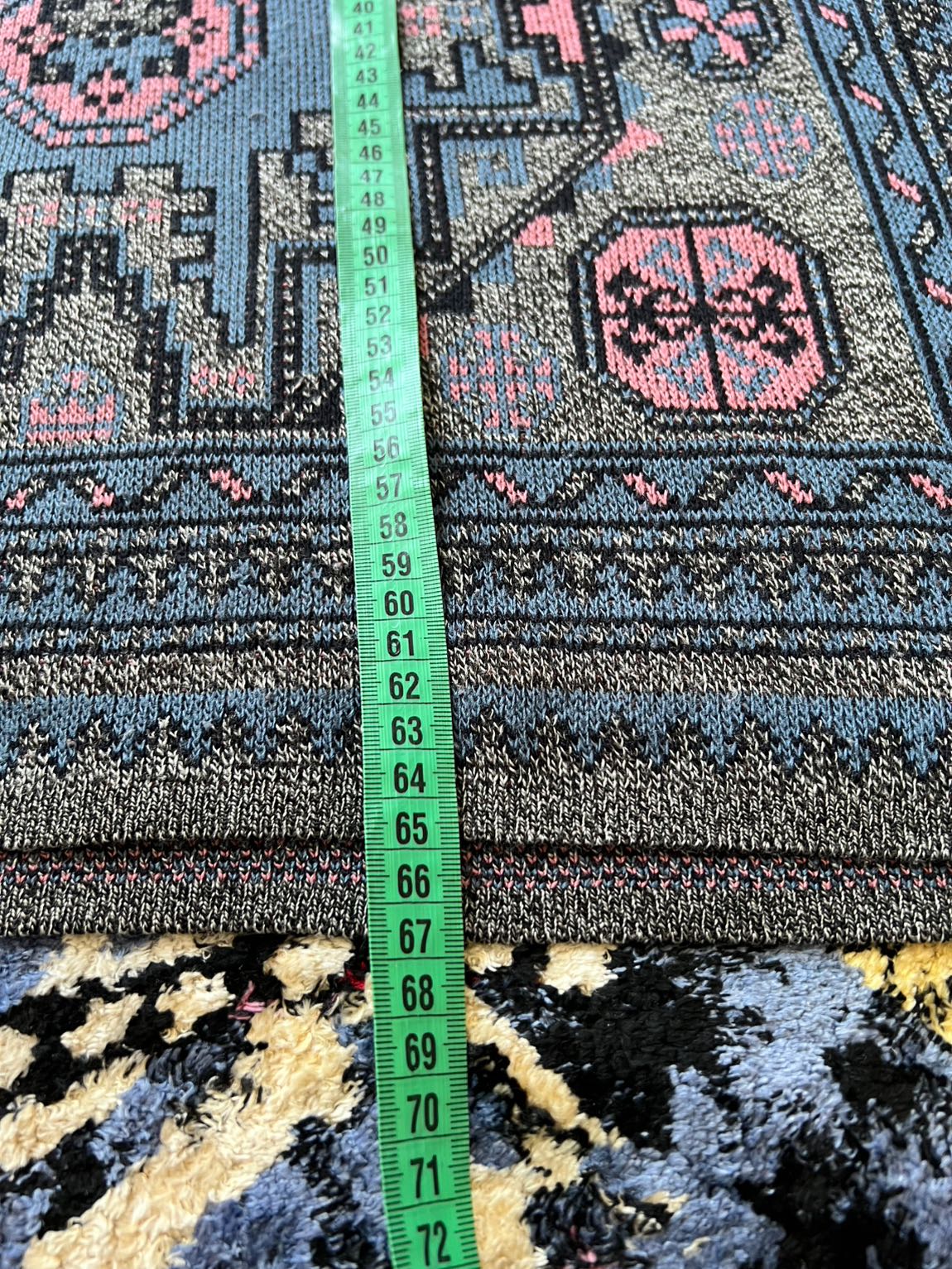 Vintage Halı Desenli Kazak — görsel 4/4