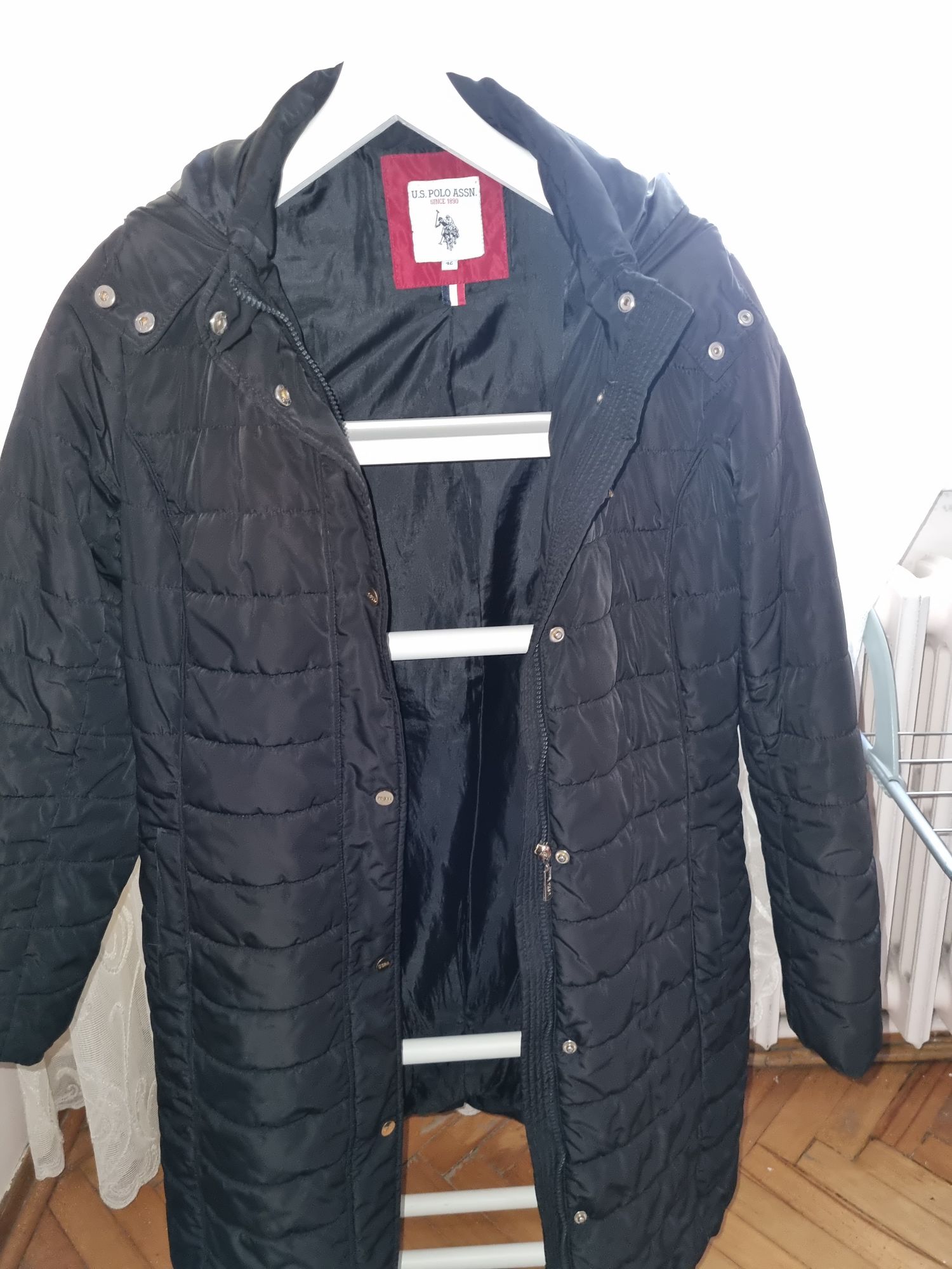 şişme mont polo — görsel 4/5