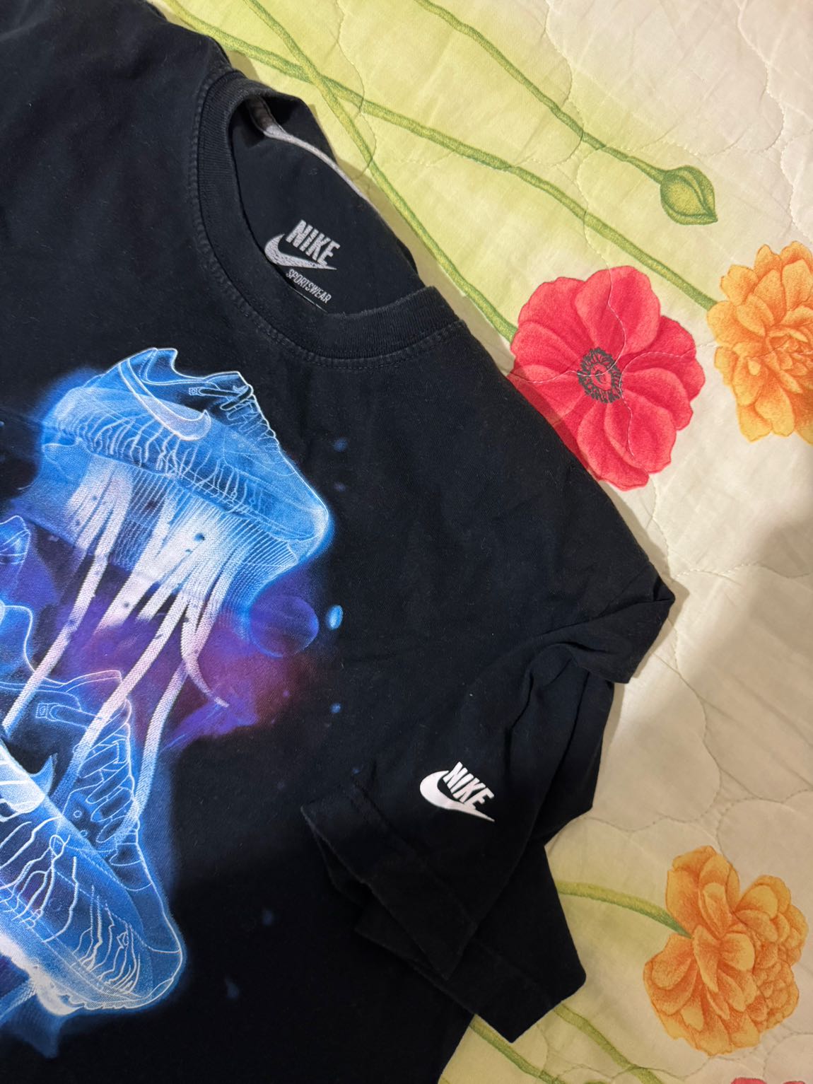Nike Medusa Baskılı Siyah Tişört — görsel 2/2