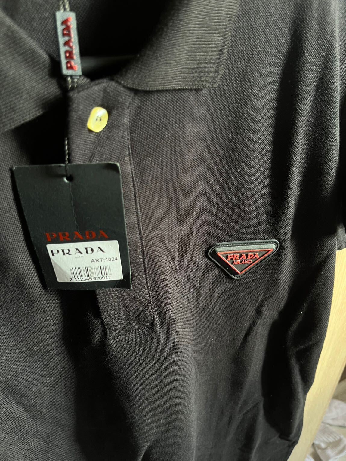 Prada Siyah Polo Yaka T-Shirt — görsel 2/3