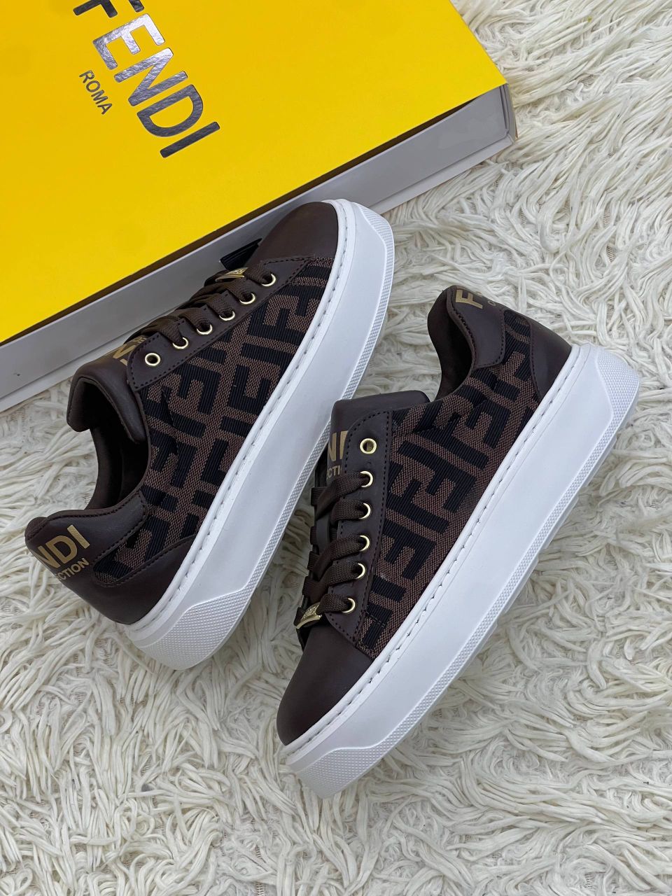 fendi sneaker — görsel 3/6