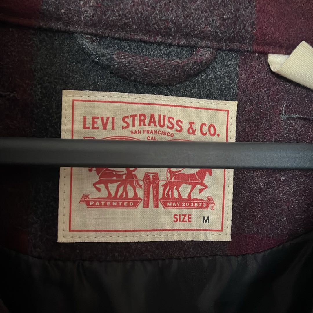 Levis mont — görsel 2/4