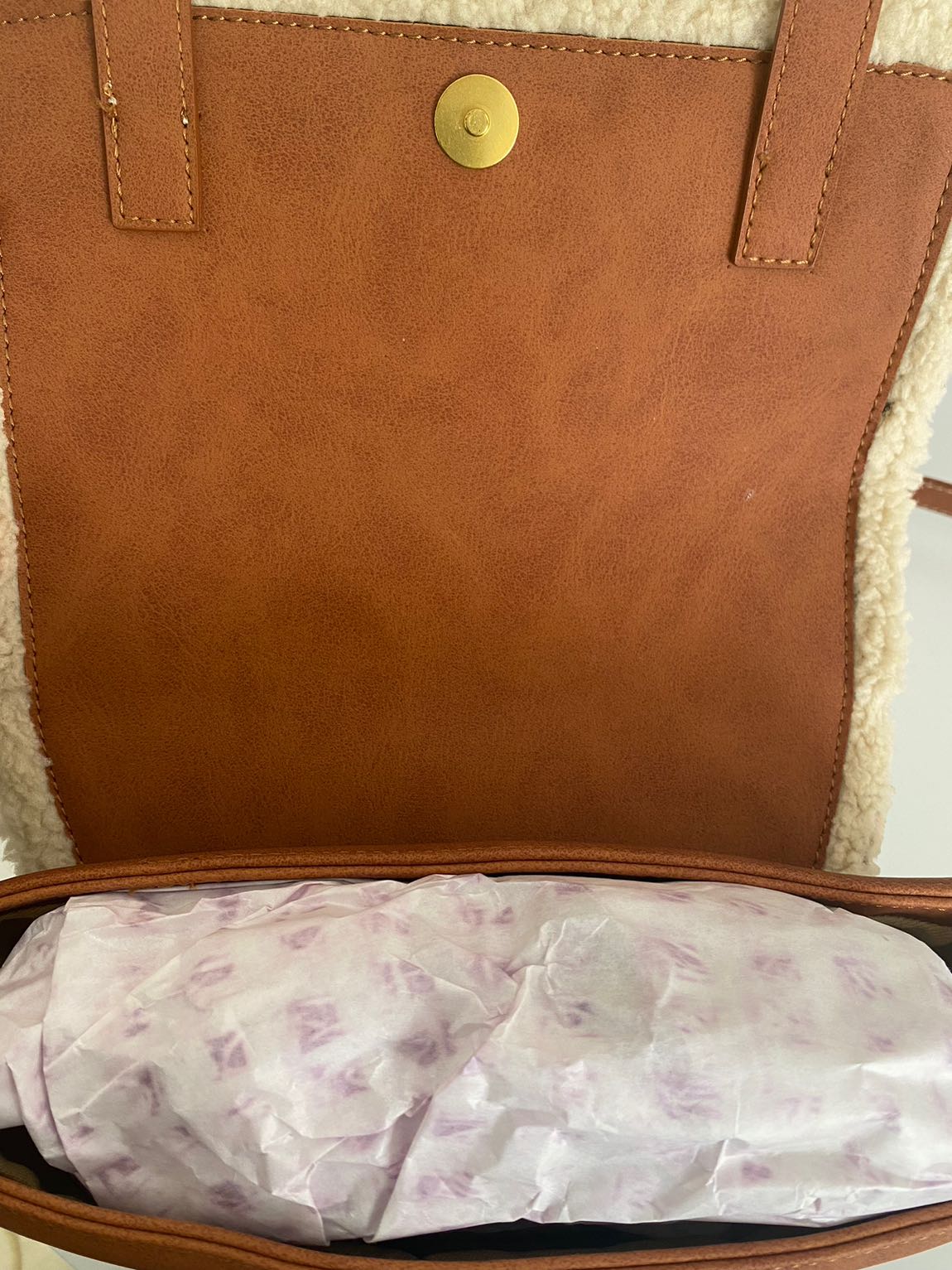 Ugg Peluş Omuz Çantası — görsel 4/5