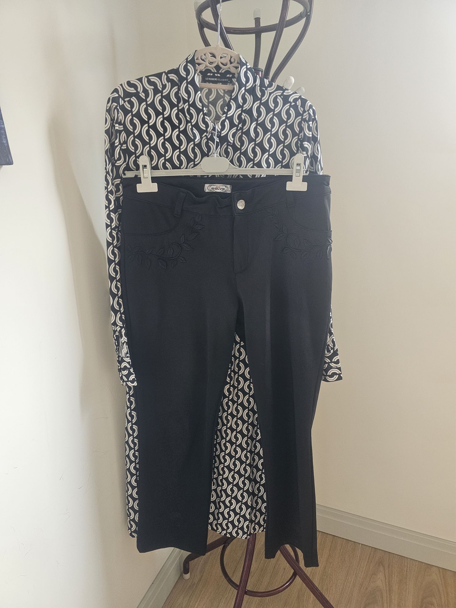 Siyah Nakışlı Pantolon ve uzun tunik — görsel 2/8