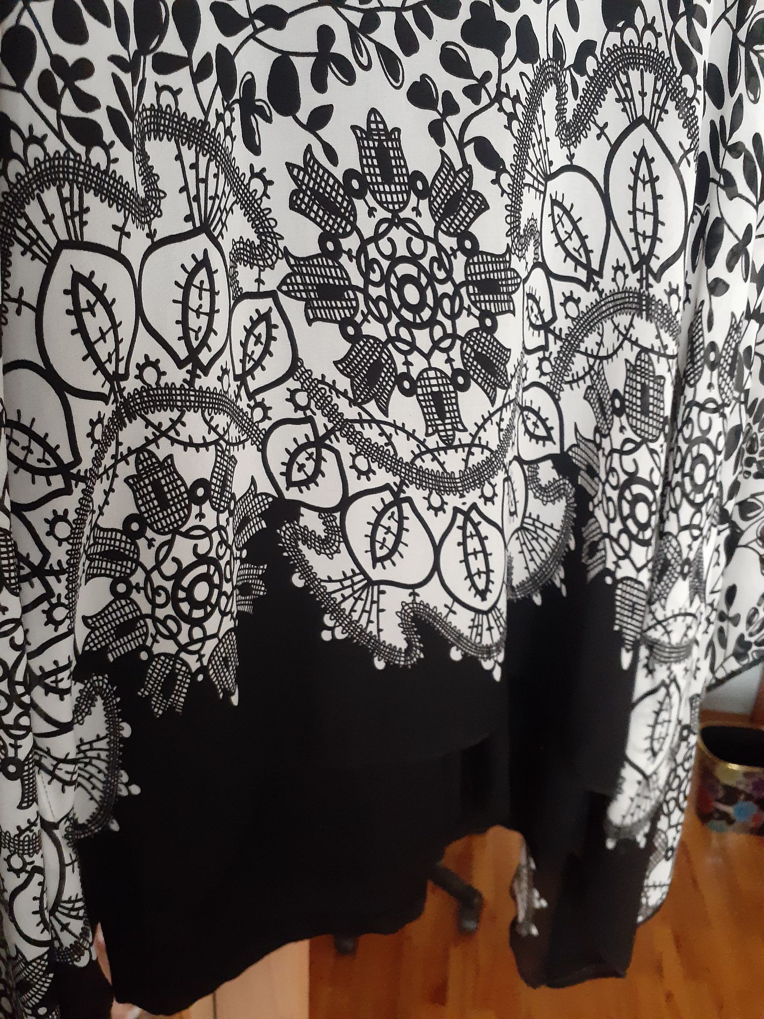 Batik L marka askılı bluz — görsel 4/7