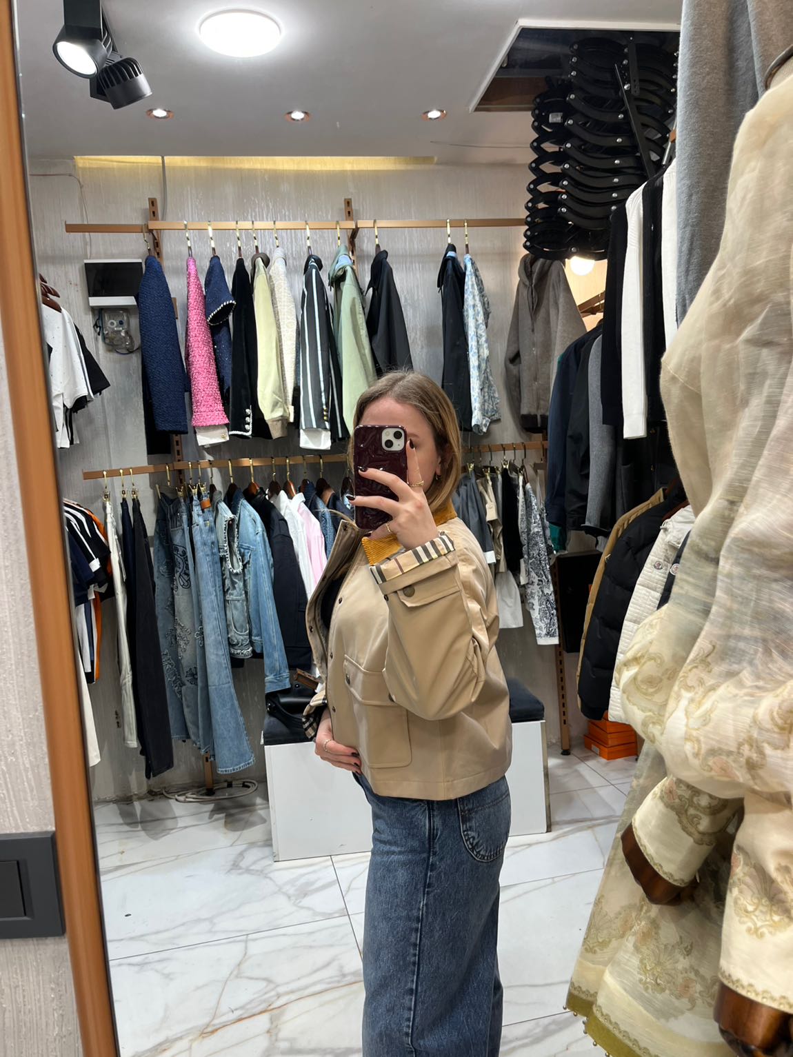 BURBERRY — görsel 4/6