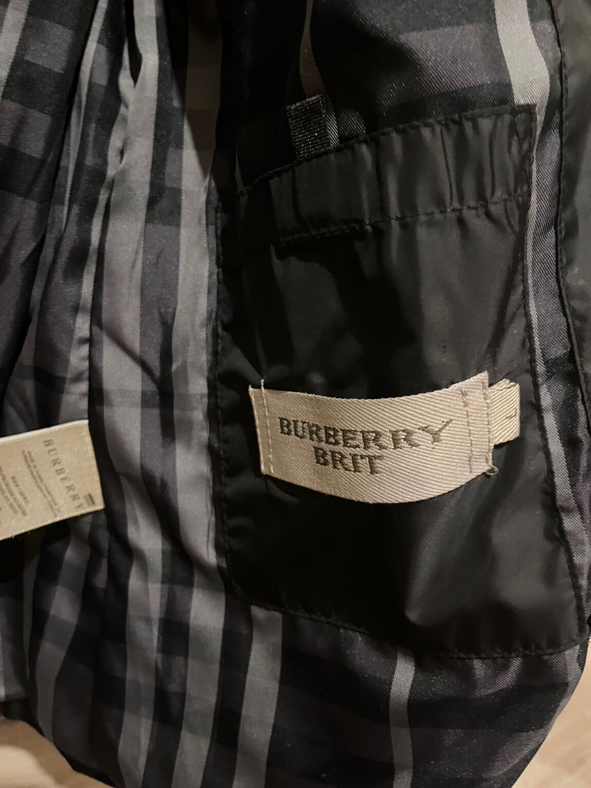 burberry brit yağmurluk — görsel 4/8