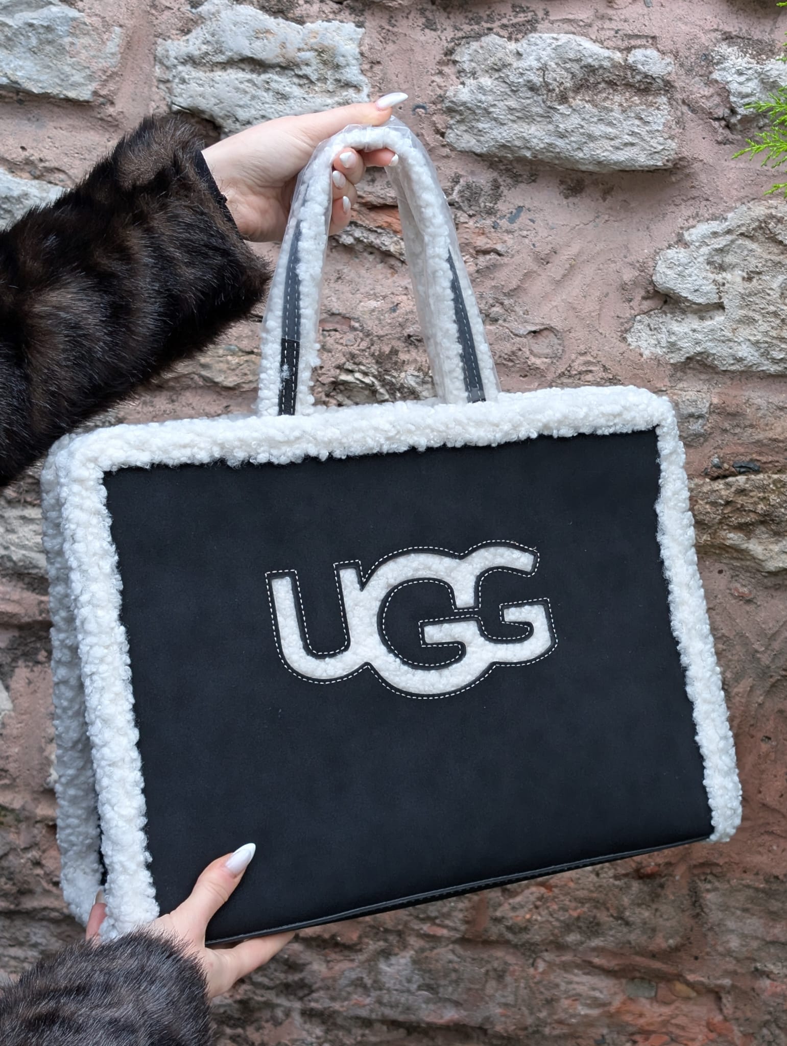 UGG Çanta — görsel 2/5