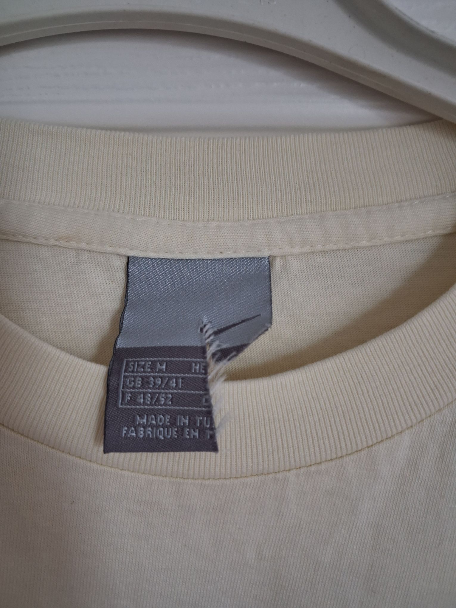 Nike Krem Tişört — görsel 3/3
