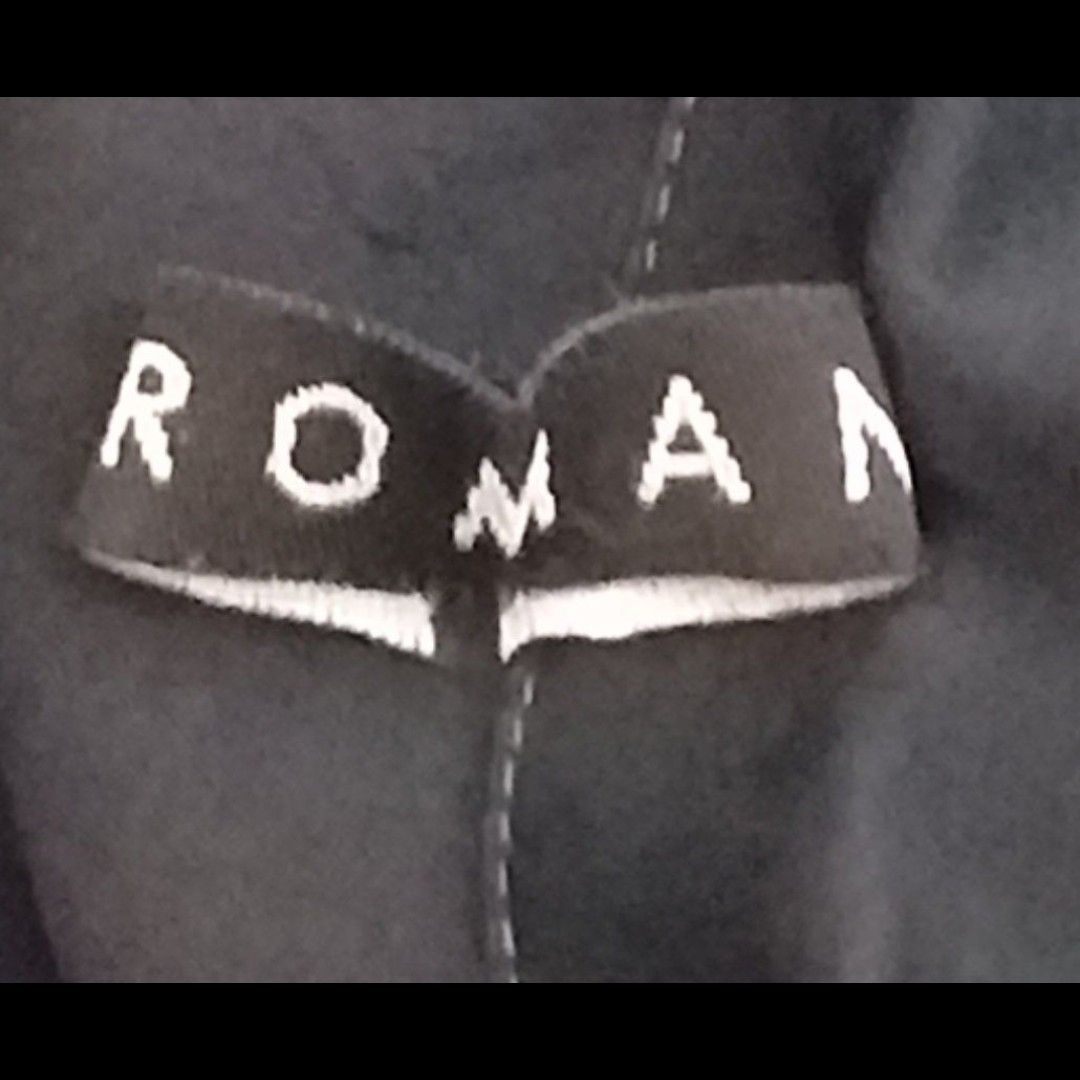 Roman Siyah Gömlek — görsel 4/5