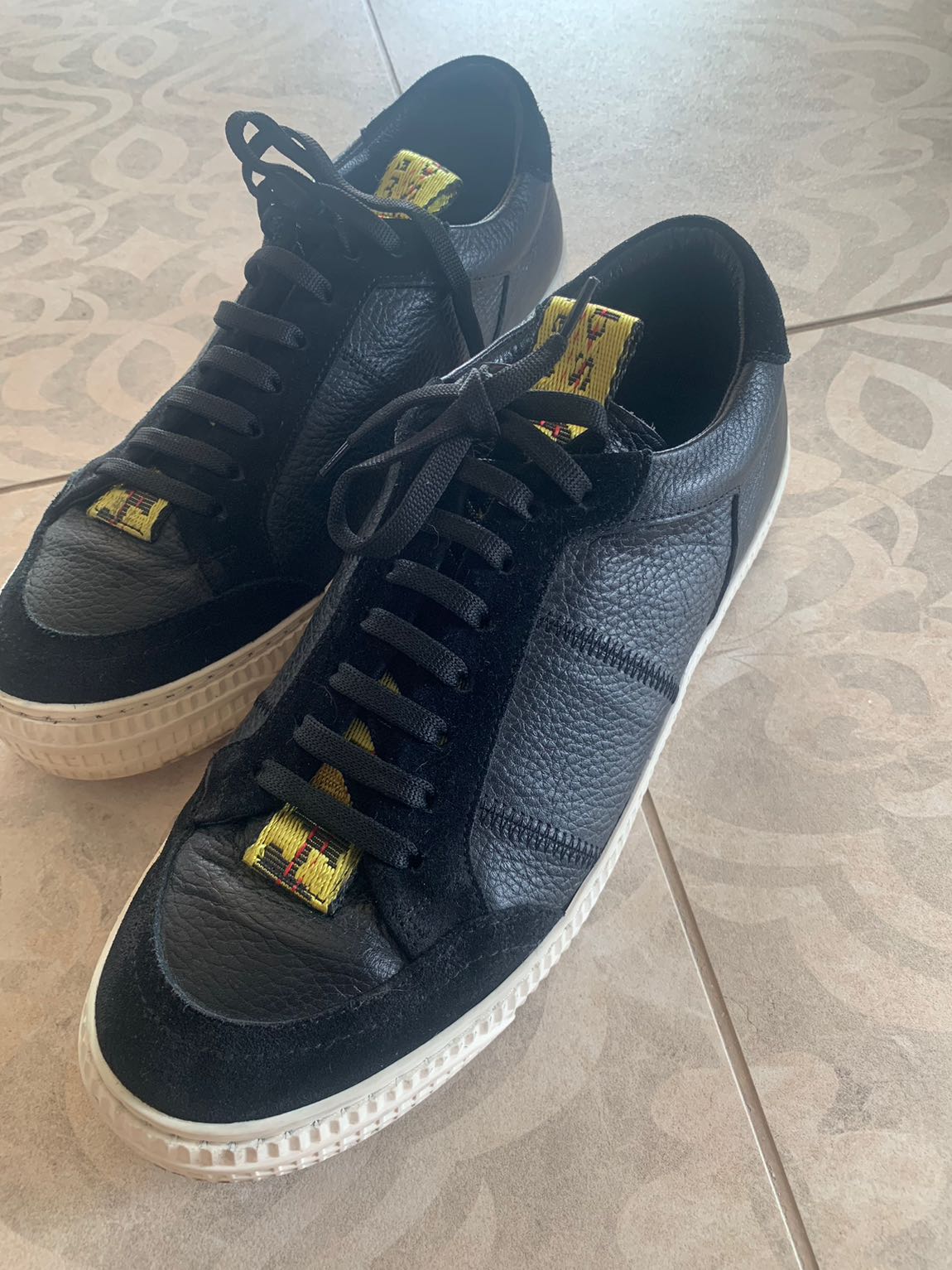 Off white sneakers — görsel 2/5
