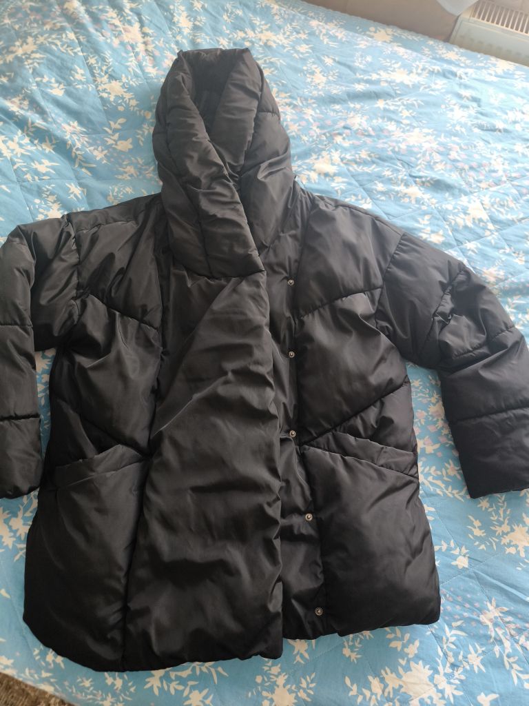 Stradivarius şişme mont — görsel 2/6