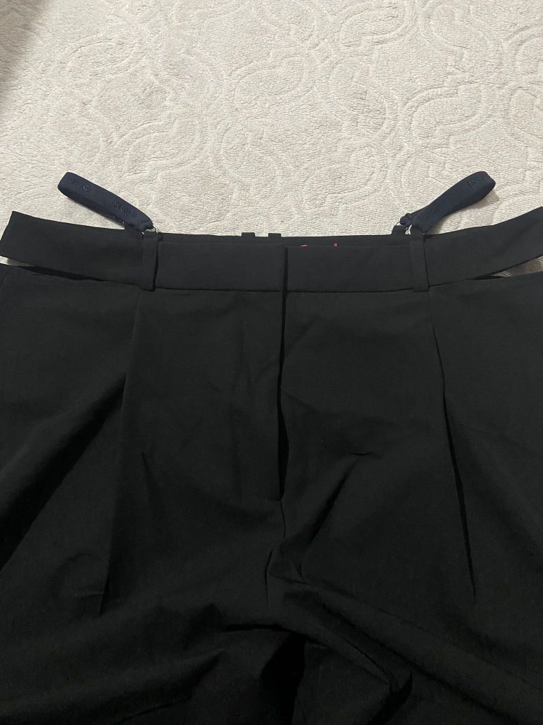 Siyah Geniş Paça Pantolon — görsel 3/5