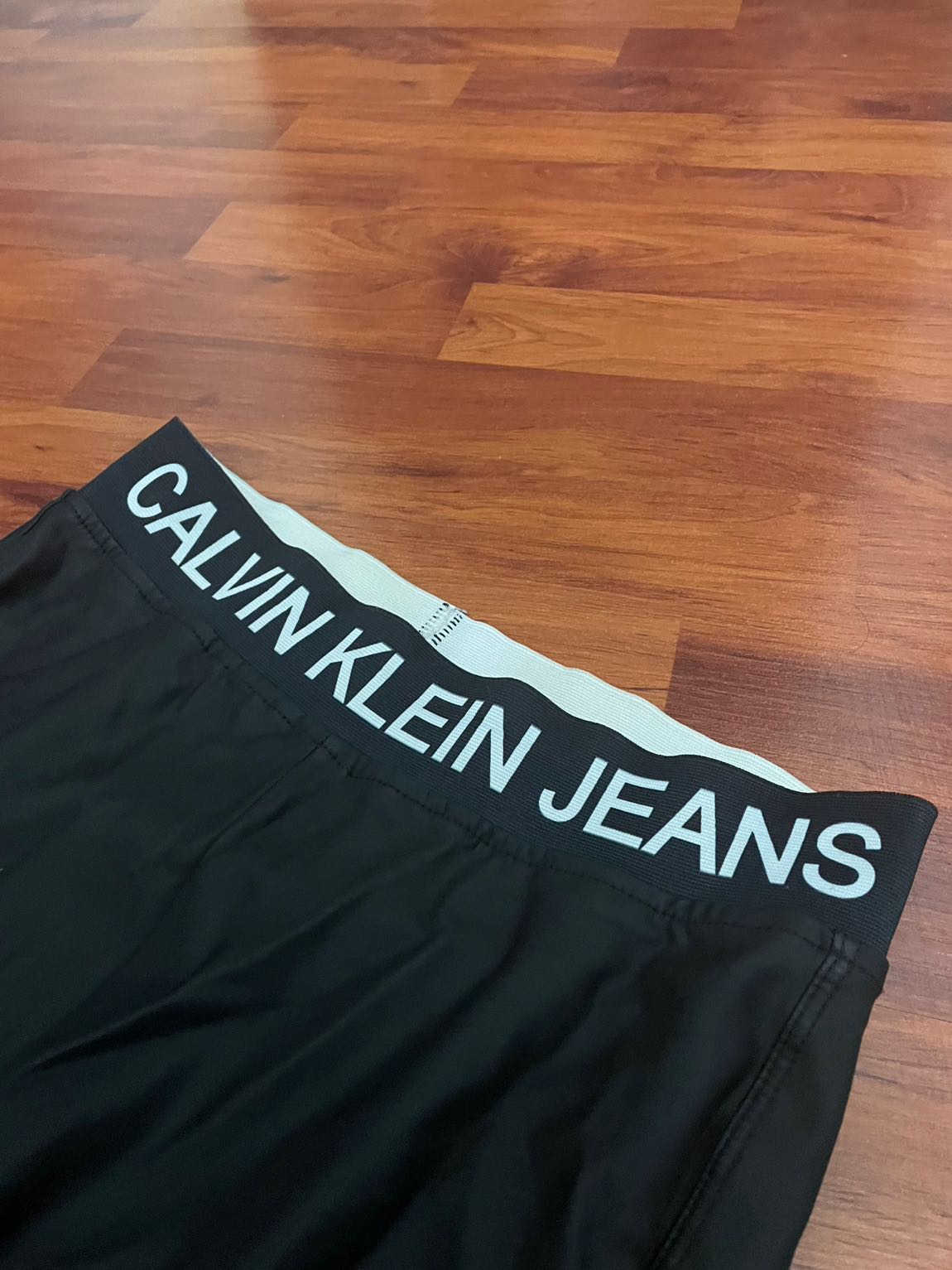 Calvin Klein suni deri tayt L — görsel 2/5