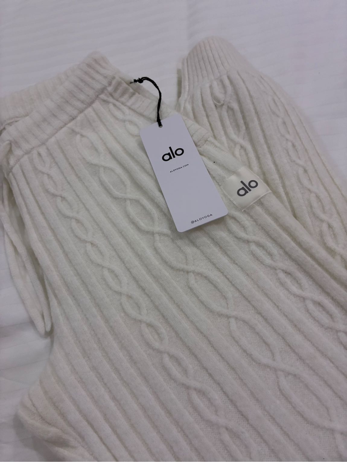 Alo Yoga Örgü Detaylı Eşofman Altı — görsel 2/7