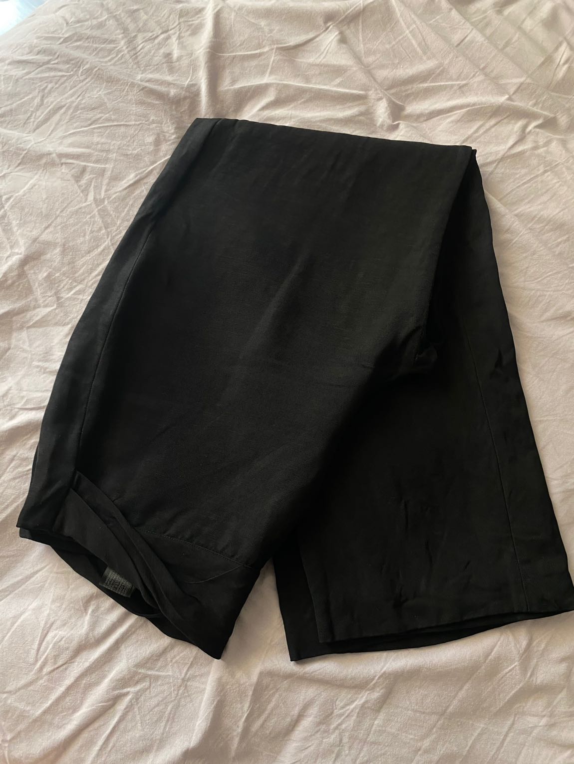 Siyah Bol Paça Pantolon — görsel 3/4
