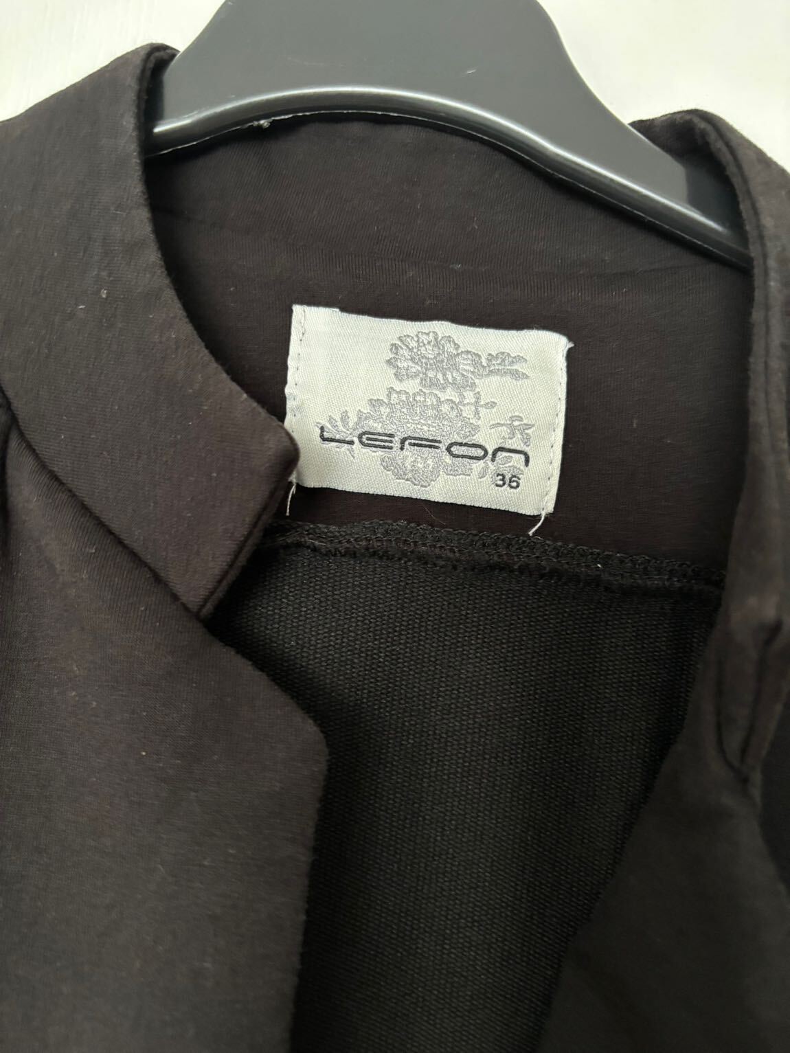 Siyah Blazer Ceket ve Dantel Etek Kombin — görsel 5/6