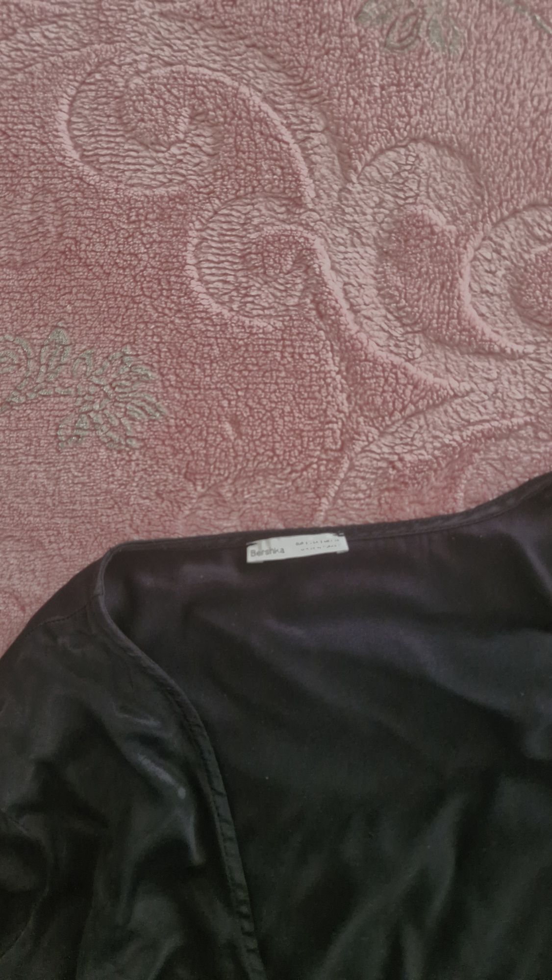 BERSHKA Siyah Saten Kare Yaka bolero — görsel 2/5