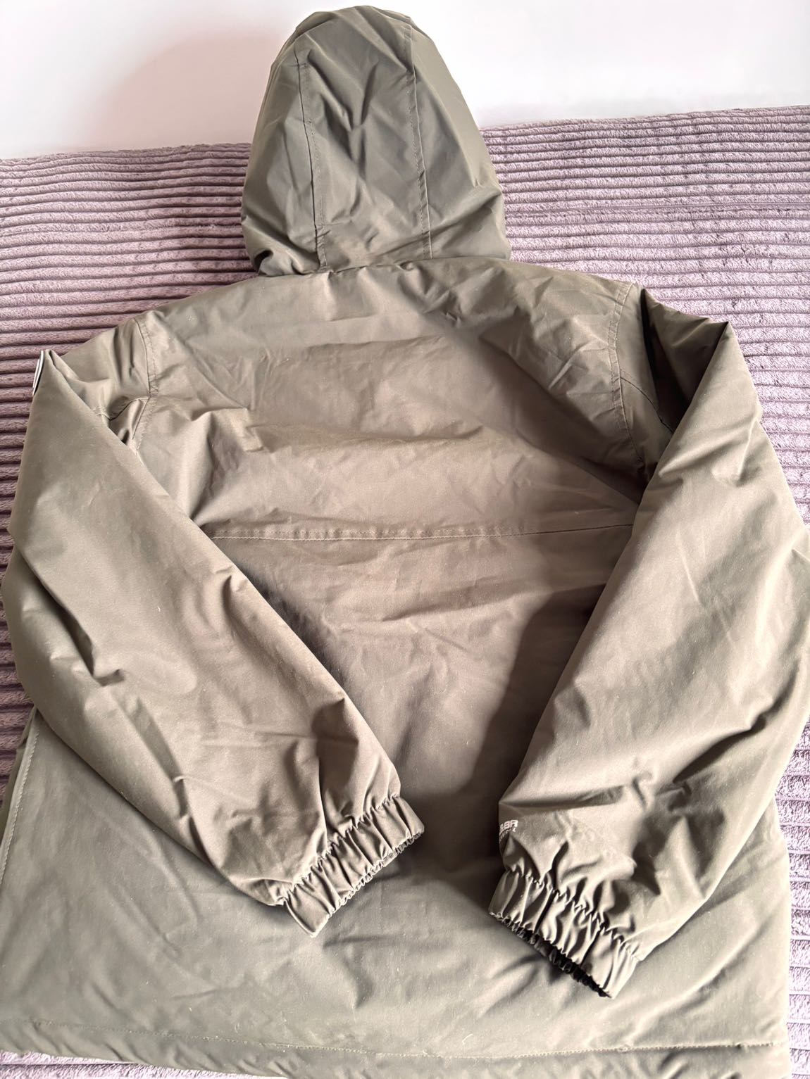 Pullandbear kanguru mont — görsel 3/7