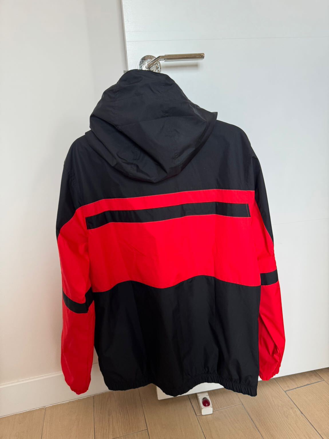 Nike Yağmurluk — görsel 5/8