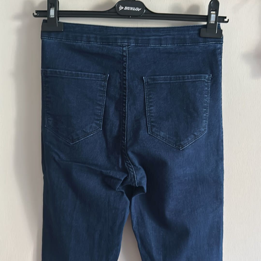 Koyu Mavi Dar Kesim Jean Pantolon — görsel 3/3