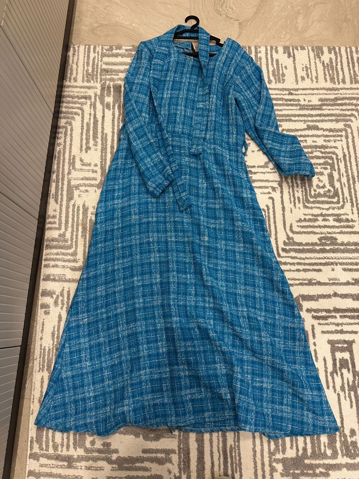 American Vintage Mavi Kareli Uzun Elbise — görsel 2/4