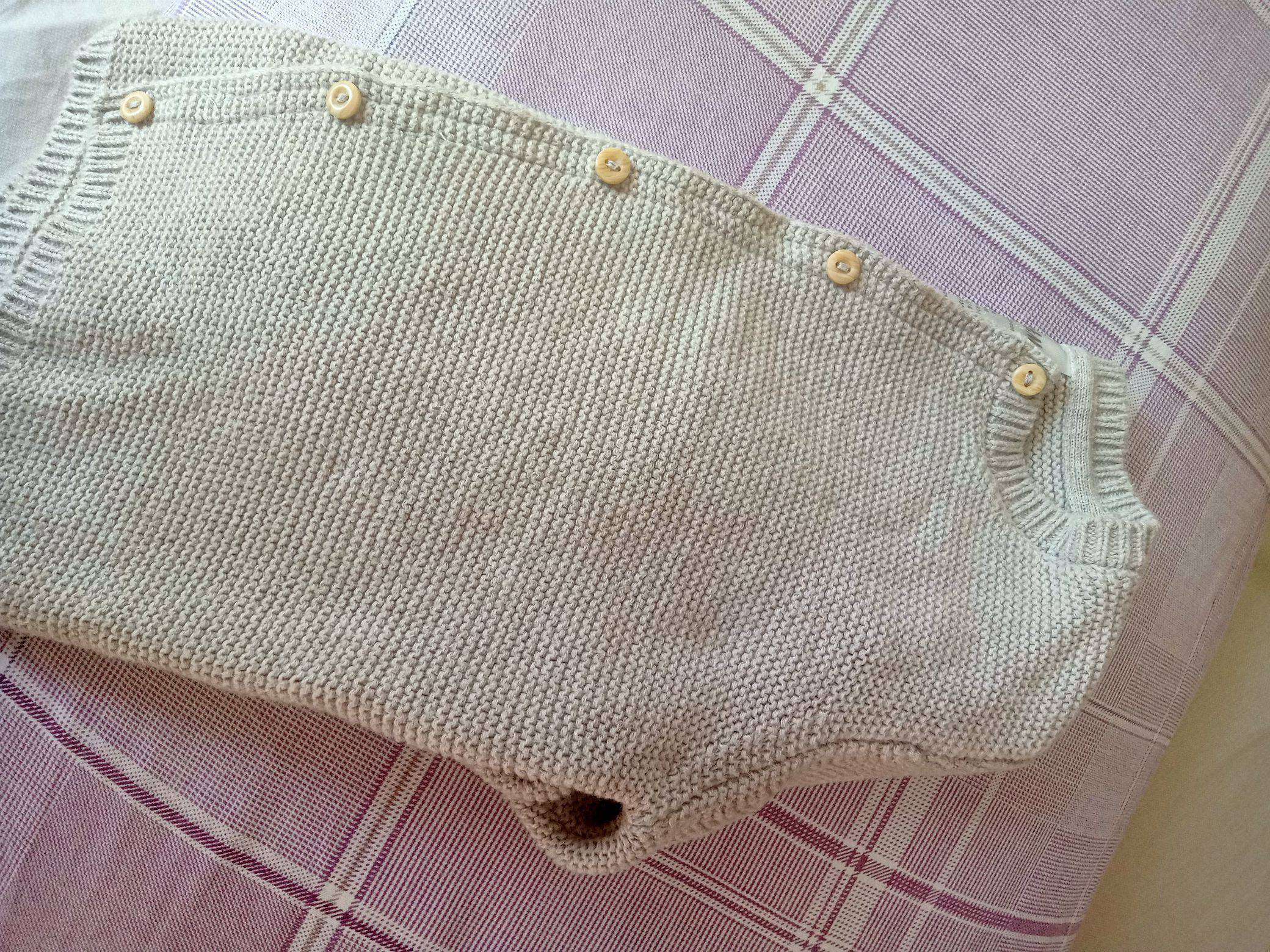 H&M Bej Düğmeli Hırka — görsel 4/4