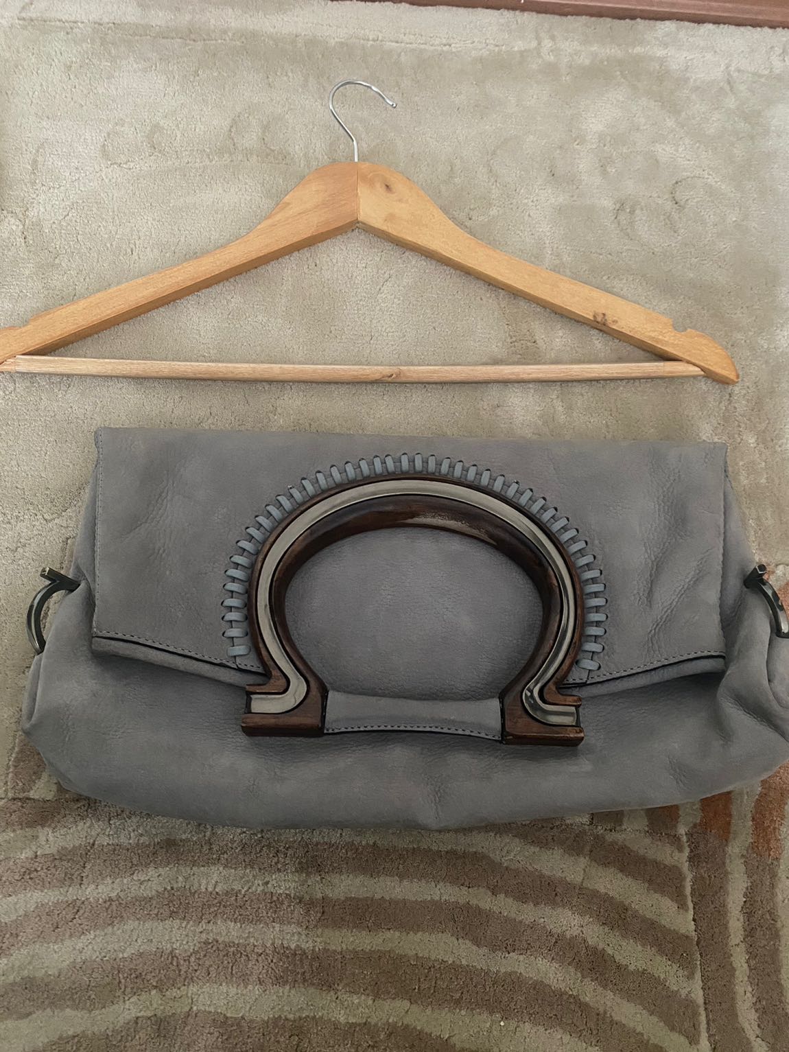 Salvatore Ferragamo, deri clutch — görsel 2/8