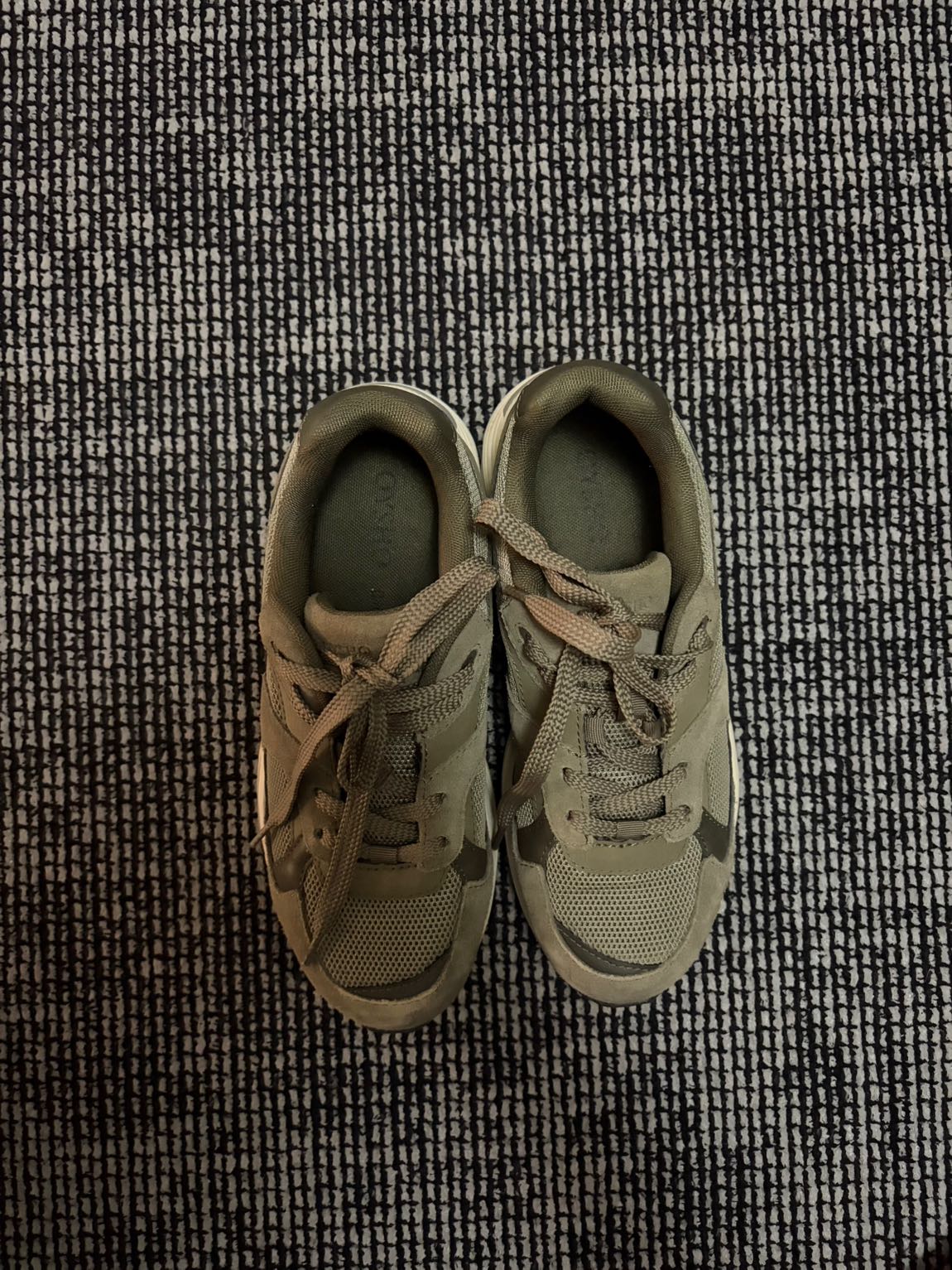 Oysho haki Sneaker — görsel 3/4