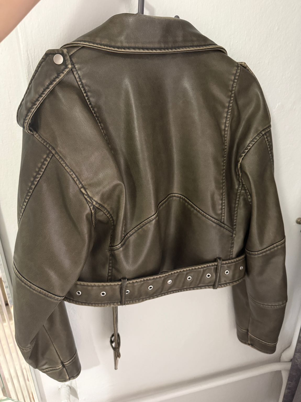 ZARA VİRAL Haki Deri Ceket — görsel 4/7