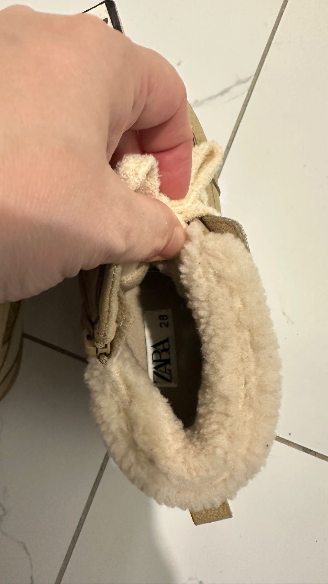 Krem Peluş Detaylı Bot hiç kullanılmadı — görsel 4/5