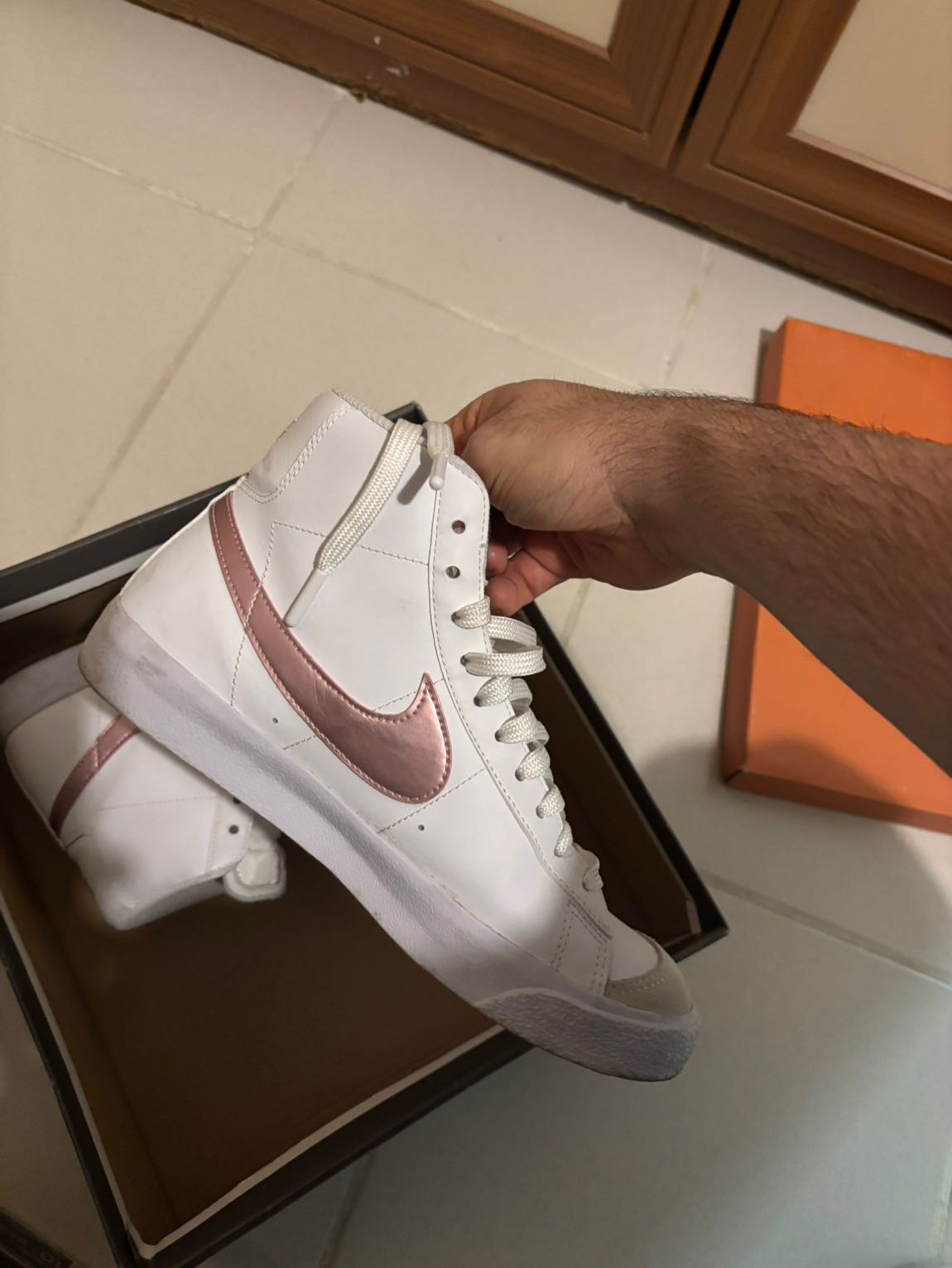 NIKE BLAZER MID – BEYAZ / PEMBE — görsel 2/4