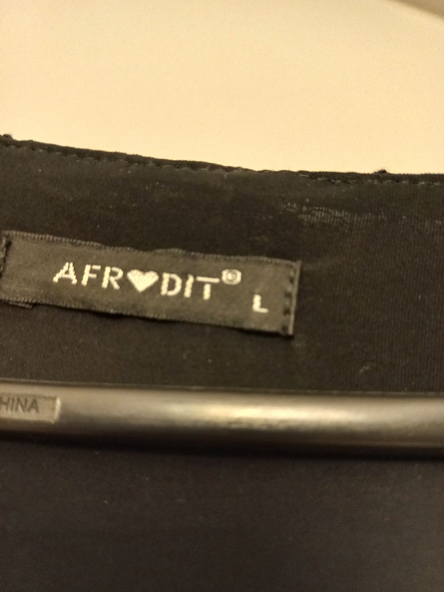 Afrodit dantelli kısa elbise — görsel 3/3
