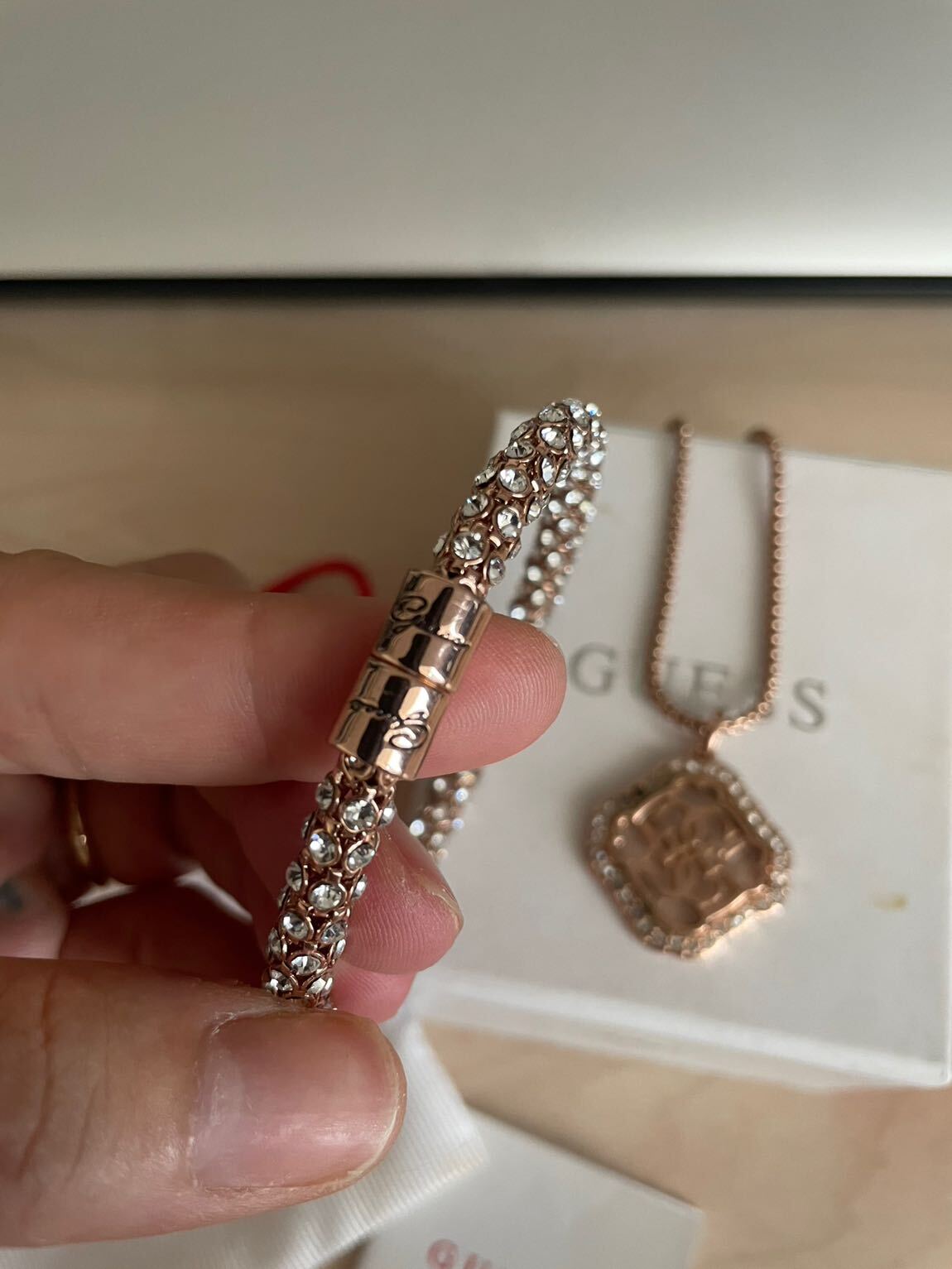 Guess Rose Gold Kolye ve Bileklik Seti — görsel 5/6