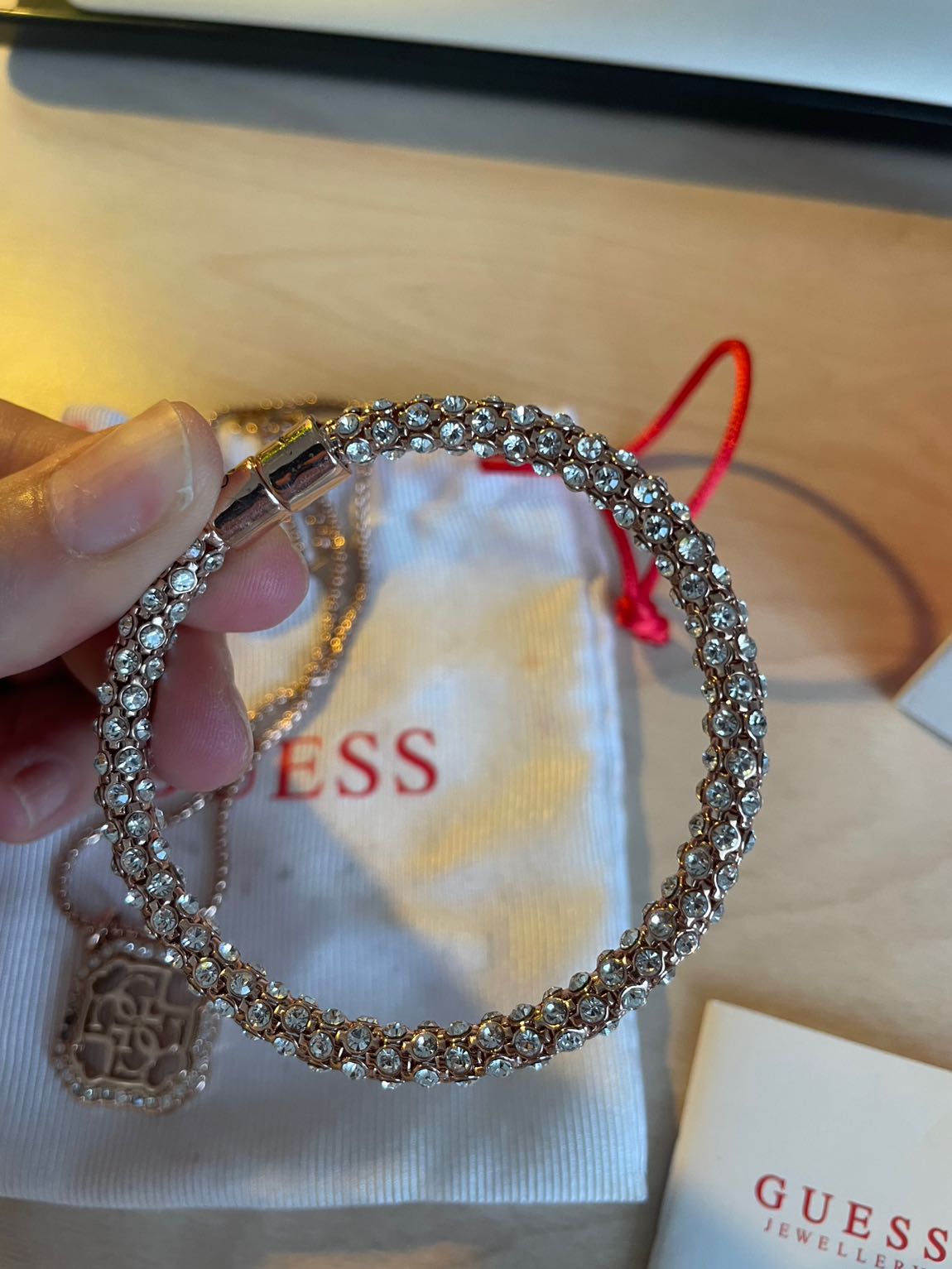 Guess Rose Gold Kolye ve Bileklik Seti — görsel 3/6