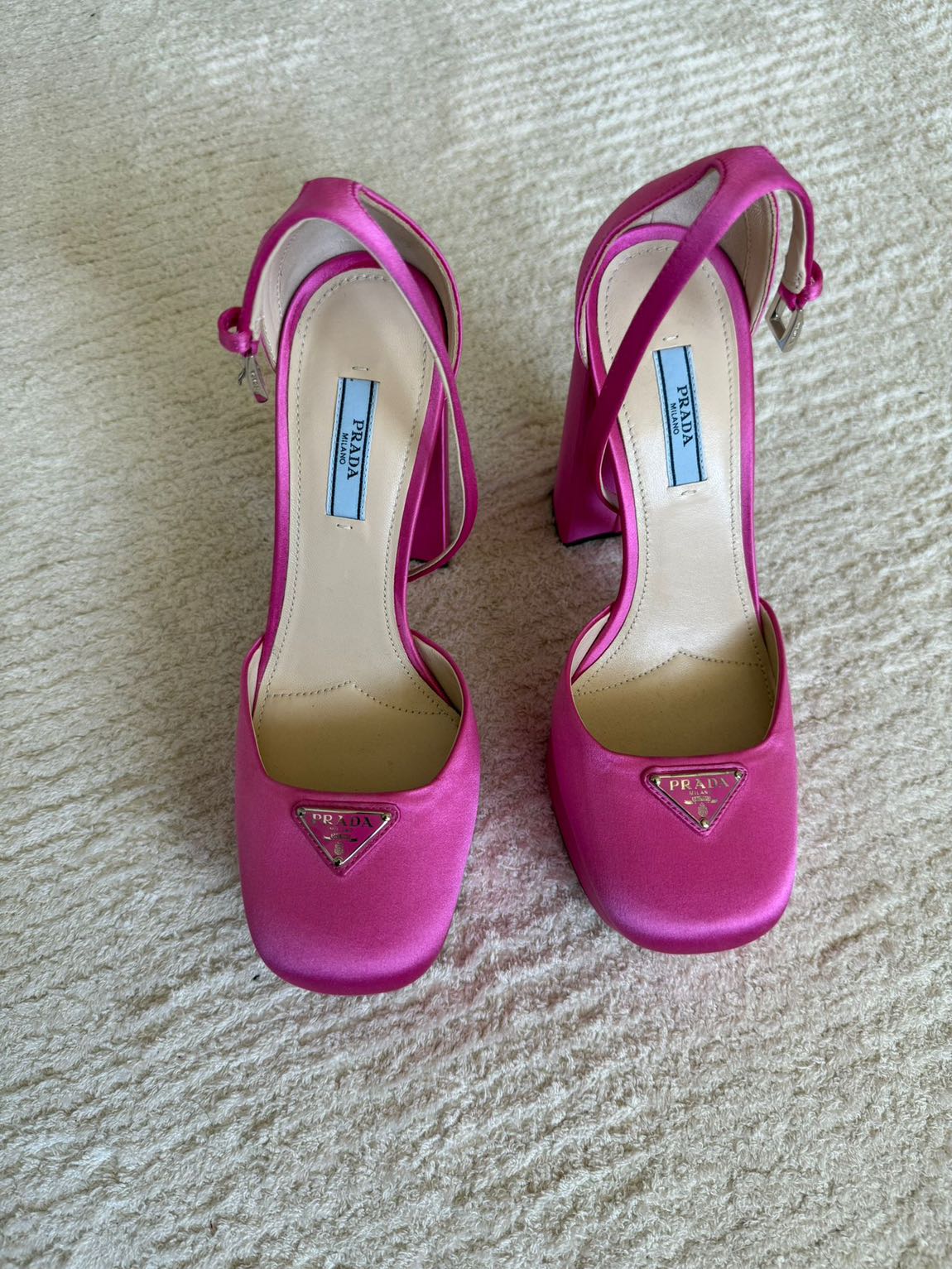 PRADA PEMBE LOGOLU PLATFORM TOPUKLU — görsel 7/8