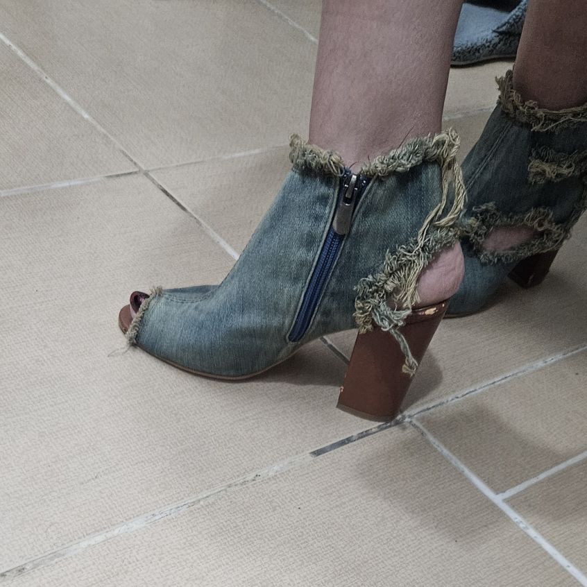 Kot Detail Yüksek Topuk Sandalet — görsel 6/8