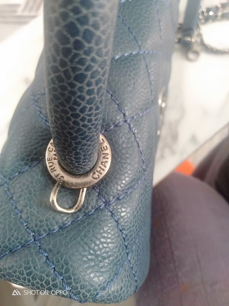 Chanel Kapitone Omuz Çantası — görsel 3/8
