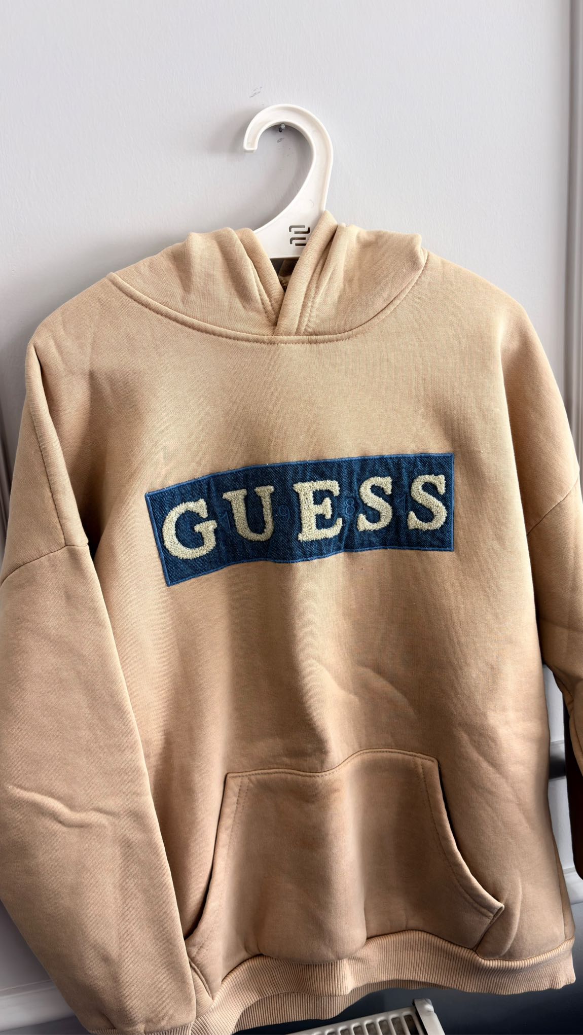 Guess Bej Sweatshirt kapüşonlu — görsel 2/8