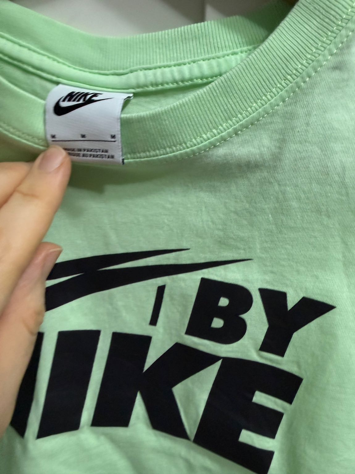 Nike Crop Tişört ve Eşofman Altı Takımı — görsel 4/8