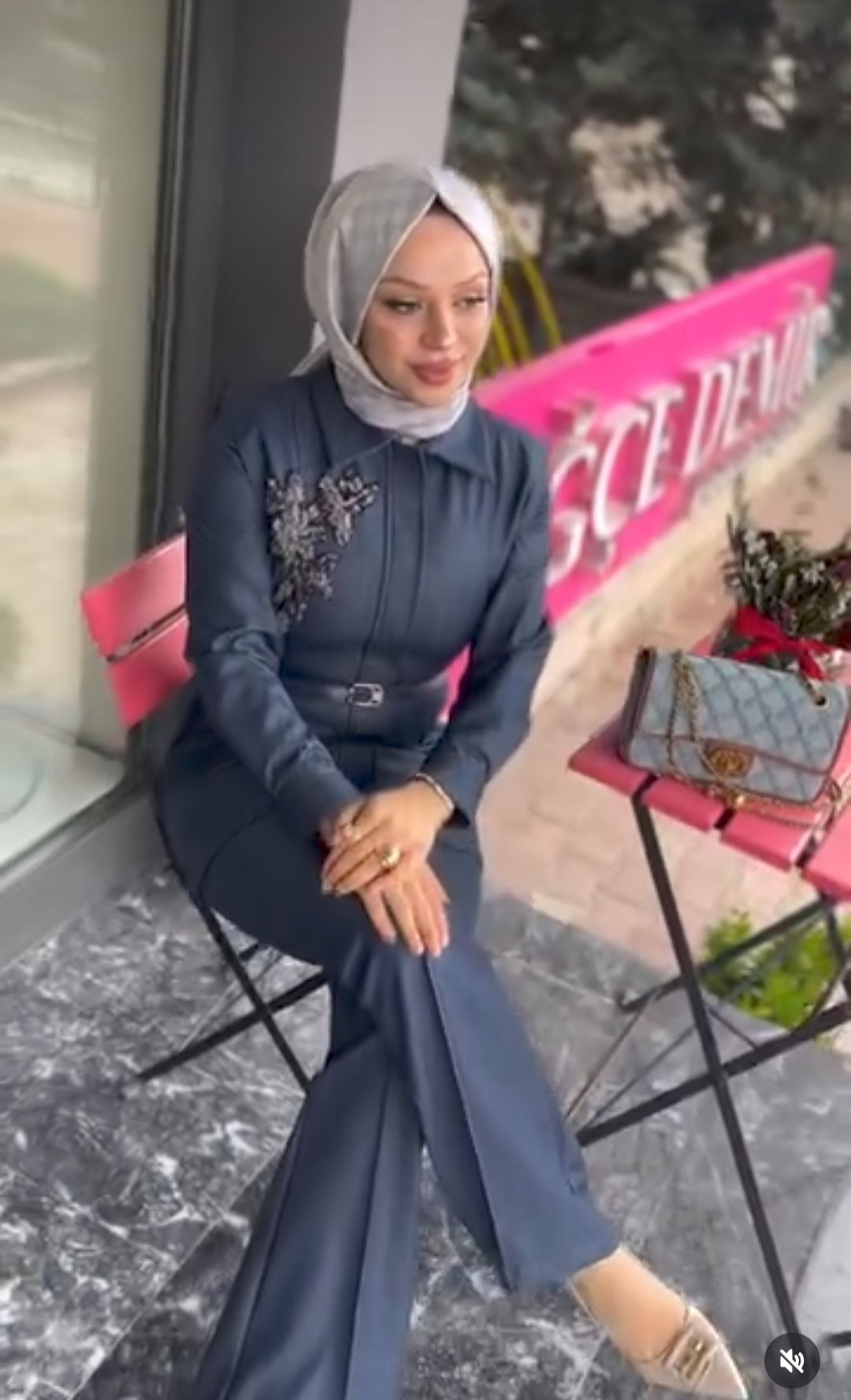 kot takım kusursuz su gibi kalıp duruş — görsel 2/8