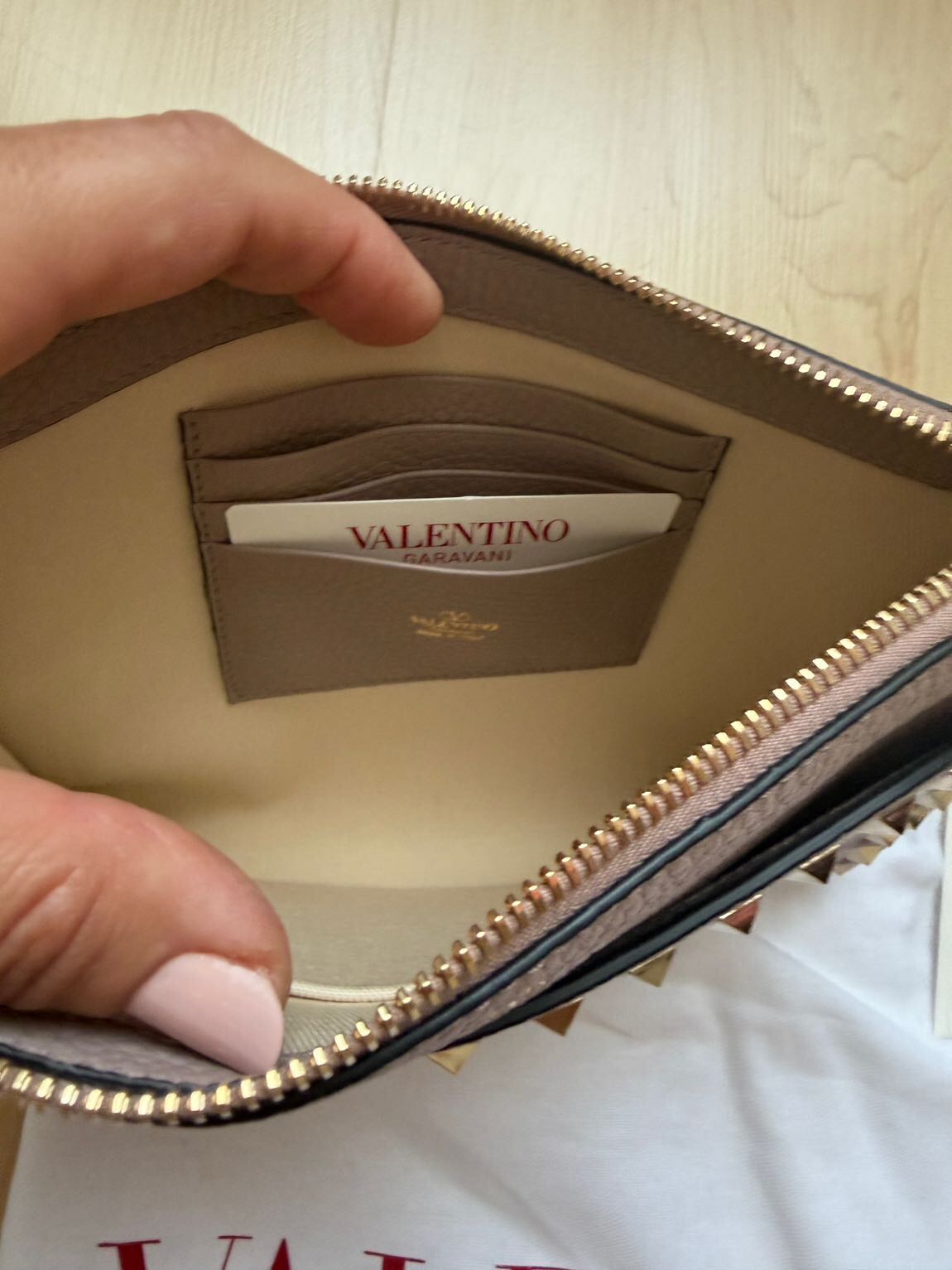 Valentino Garavani orijinal pudra clutch — görsel 5/6