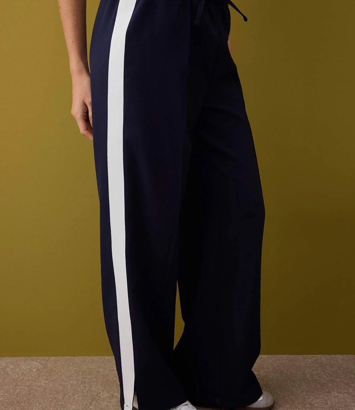 Lacivert Spor Pantolon — görsel 4/4