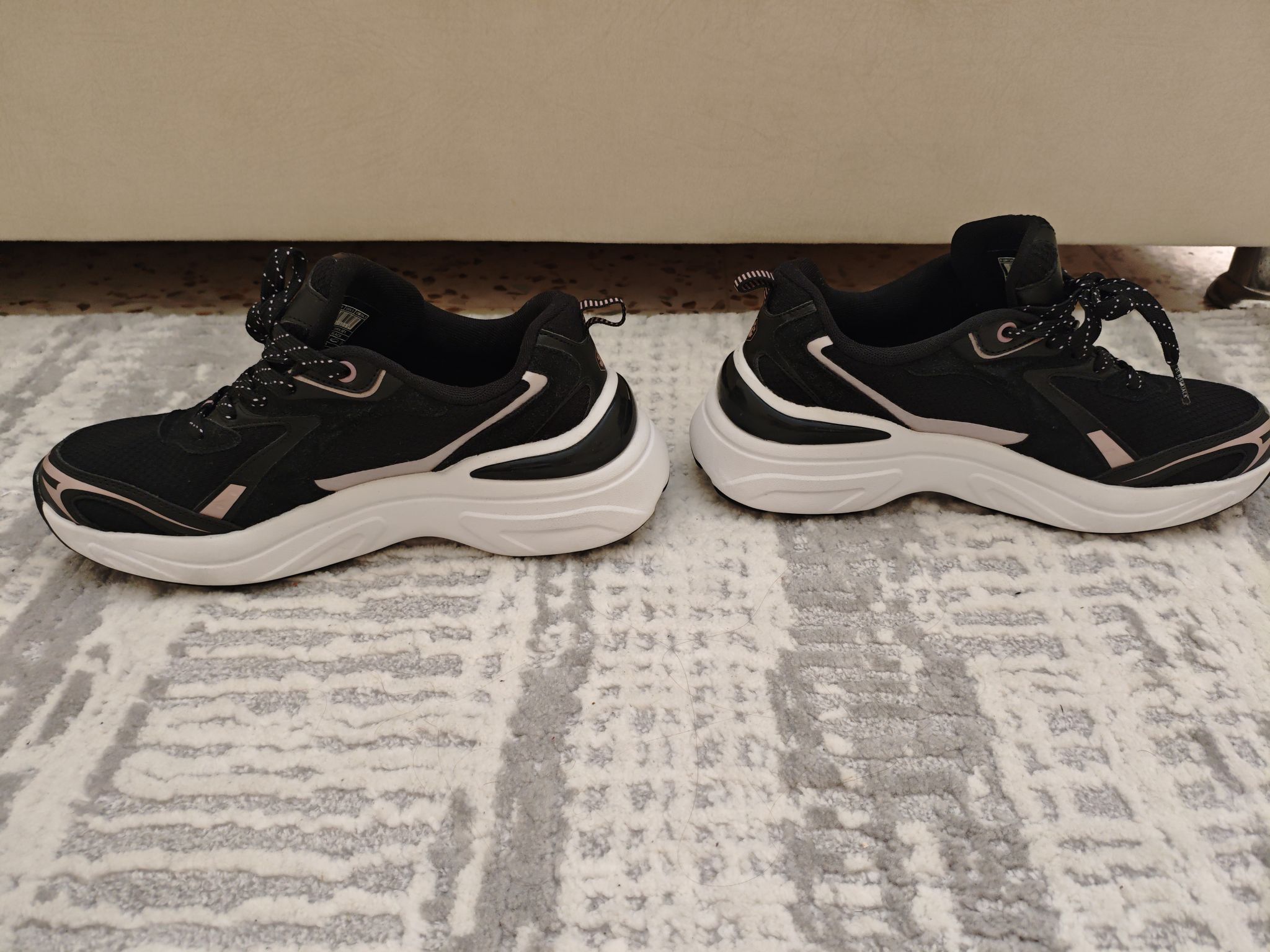 Siyah Pembe Detaylı Lumberjack Sneaker — görsel 3/6
